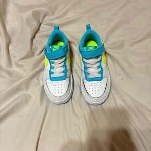 Nike Kids White and Teal Sneakers